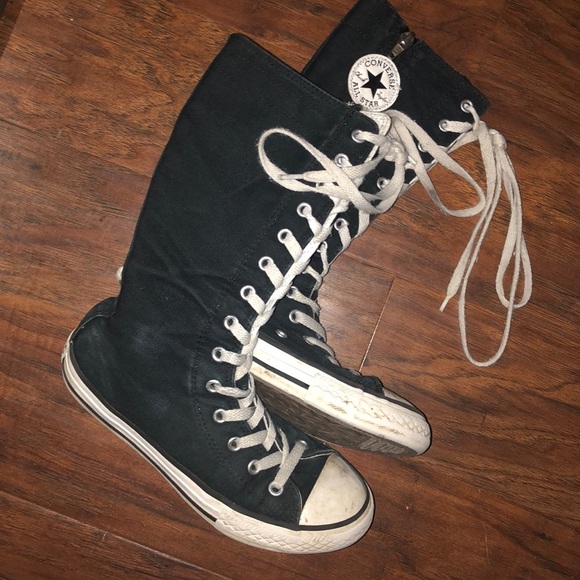 black converse size 2